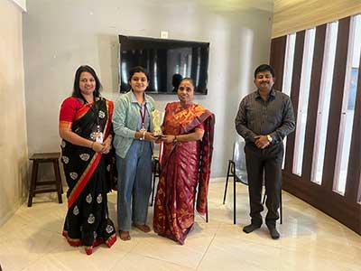 Honored Welcome Padmaja Tiwale Madam(Hon Secreatry Bal Kalyan Sankul)